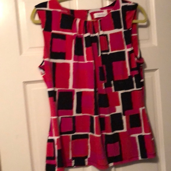 Calvin Klein Tops - Calvin Klein sleeveless top